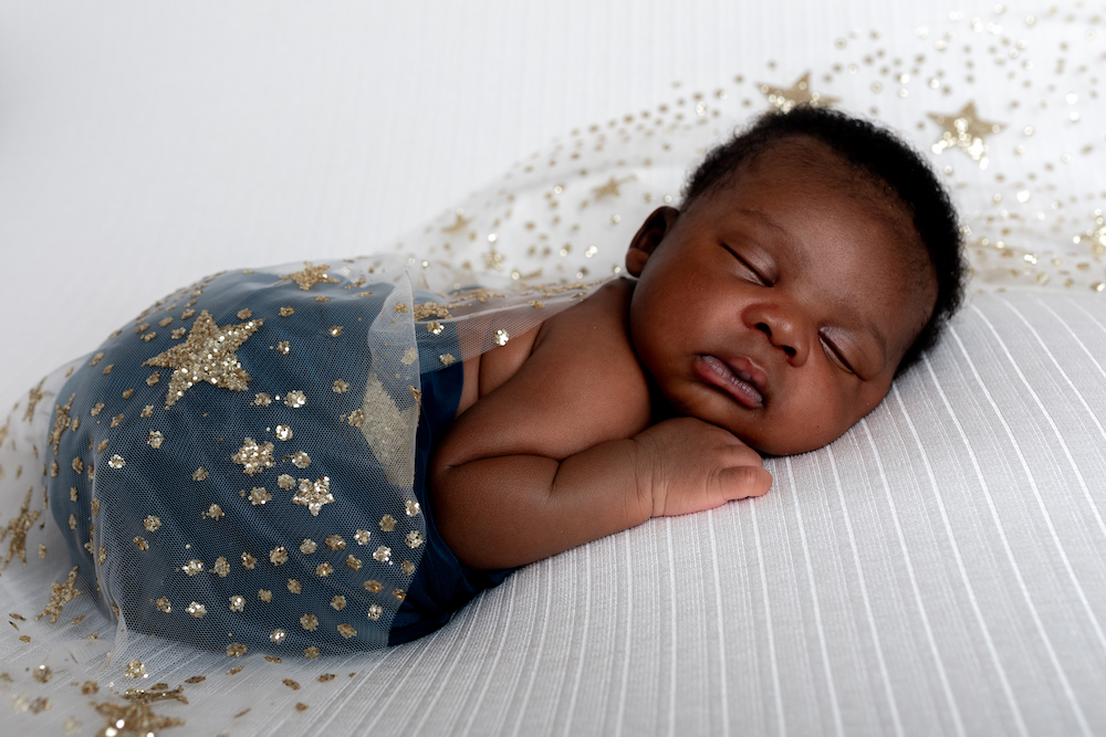 Newborn Photoshoot by Emma Lowe Photography 1236